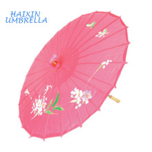 Entrega rápida Favores de la boda Regalos Flores y pájaros Dibujo Recto Marco de bambú Papel Sombrillas Sombrilla rosada de seda japonesa